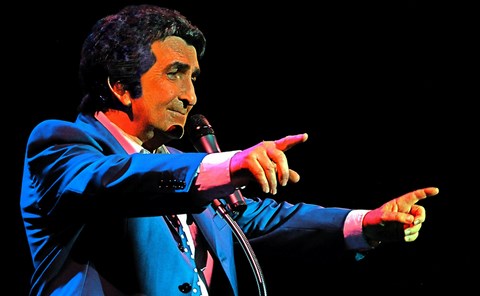 Olivier Sorel Rend Hommage En Live À Gilbert Bécaud